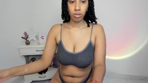 Snapshot of lilith_vision chatting on May 13, 2026, 4:54 am Alejandra online show from May 13, 2026, 4:54 am