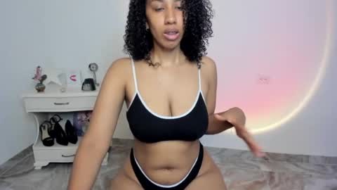 Snapshot of lilith_vision chatting on June 14, 2026, 5:09 am Alejandra online show from June 14, 2026, 5:09 am
