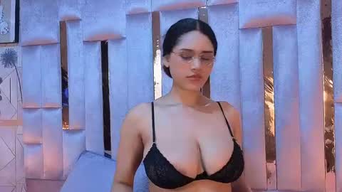 Snapshot of lilithadams11 chatting on April 18, 2026, 9:59 pm online show from April 18, 2026, 9:59 pm