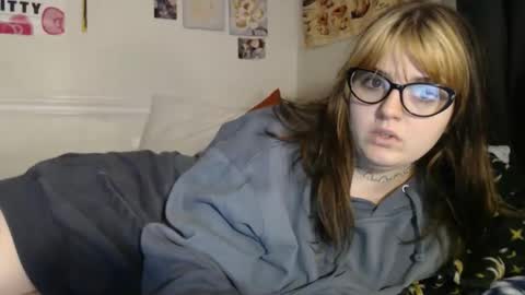 Snapshot of lilithafterdark22 chatting on March 29, 2026, 9:31 am molly online show from March 29, 2026, 9:31 am