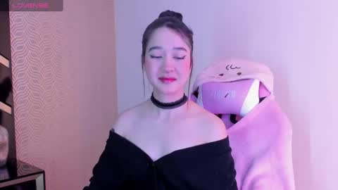 Lilith online show from February 6, 2025, 11:26 pm