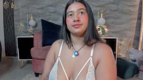 lilithcb_ online show from December 17, 2025, 8:59 pm