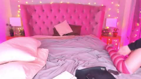 Snapshot of lilithiscute chatting on October 19, 2025, 10:32 pm lilithiscute online show from October 19, 2025, 10:32 pm