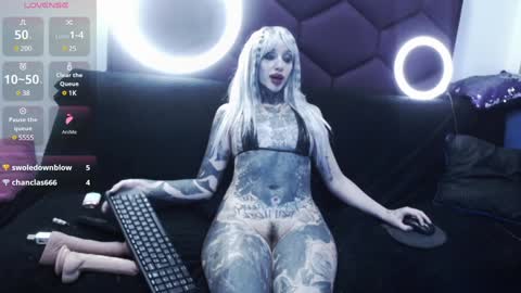 Snapshot of lilithlevis chatting on December 20, 2024, 4:20 am Tifon Mary - Indepent model online show from December 20, 2024, 4:20 am