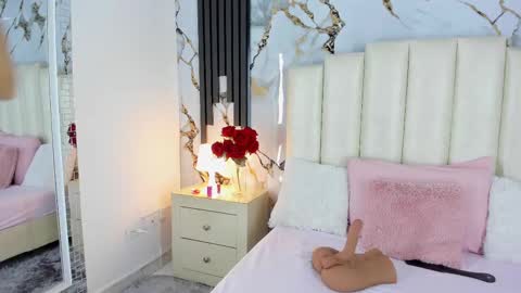 Lilith  online show from February 18, 2025, 8:05 am