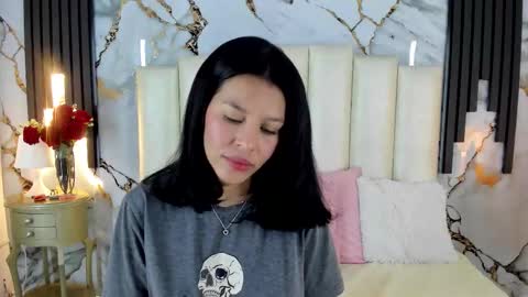 Lilith  online show from December 4, 2025, 5:06 am