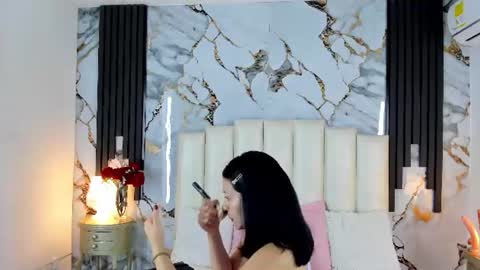 Lilith  online show from June 11, 2026, 4:54 am