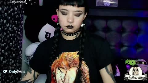 Snapshot of lilithmoon666 chatting on January 16, 2025, 5:00 am online show from January 16, 2025, 5:00 am