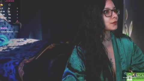 lilithmystic01 online show from May 9, 2026, 1:16 pm