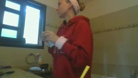 lilithnewdawn online show from February 8, 2026, 9:23 am