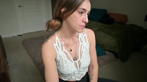 Snapshot of lilithoftrees chatting on February 8, 2025, 11:34 pm L online show from February 8, 2025, 11:34 pm