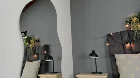 Snapshot of lilithsmith__ chatting on September 29, 2025, 11:37 am lilithsmith__ online show from September 29, 2025, 11:37 am