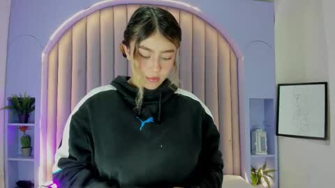 Snapshot of lilithsmith__ chatting on November 11, 2025, 11:32 am lilithsmith__ online show from November 11, 2025, 11:32 am