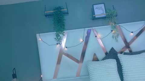 lilithsmith__ online show from January 16, 2026, 11:25 am