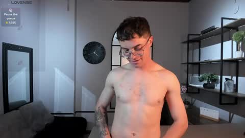 Lil James online show from May 2, 2026, 4:06 am