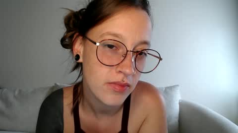 Jay  please help me reach 50 thumbs up online show from September 30, 2025, 10:04 pm