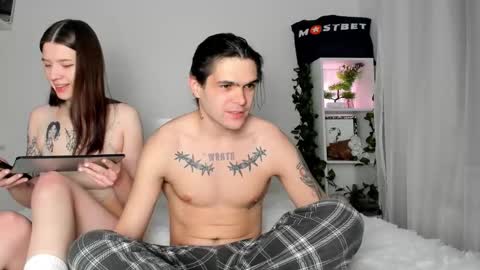 Snapshot of lilkimchii chatting on December 21, 2025, 2:35 pm LilKimchii online show from December 21, 2025, 2:35 pm