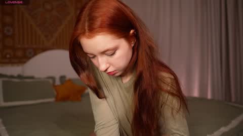 Snapshot of lilla_goddess_of_transforming_ chatting on March 25, 2026, 5:19 pm next stream online show from March 25, 2026, 5:19 pm