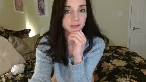 Snapshot of lillian_rose chatting on January 17, 2025, 4:39 am Lillian Rose online show from January 17, 2025, 4:39 am