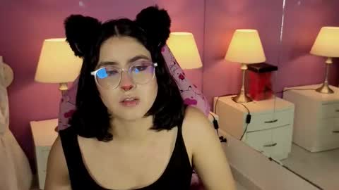 Snapshot of lillianderson chatting on October 16, 2025, 11:55 am lillianderson - Next stream start at 0700hs GTM-3 online show from October 16, 2025, 11:55 am