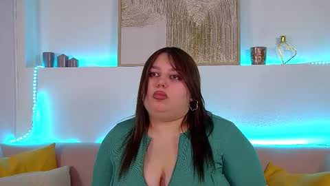 LillianHaig online show from March 4, 2025, 5:21 am