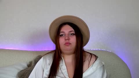 LillianHaig online show from October 9, 2025, 7:12 pm