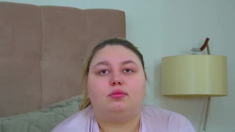 LillianHaig online show from February 8, 2026, 6:39 am