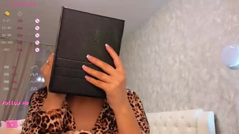 Snapshot of lilliasweety chatting on March 10, 2025, 12:48 pm Lara Angel online show from March 10, 2025, 12:48 pm