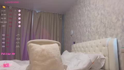 Snapshot of lilliasweety chatting on October 11, 2025, 3:17 am Lara Angel online show from October 11, 2025, 3:17 am