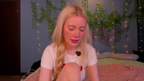 lillie_berry online show from July 31, 2026, 5:18 am