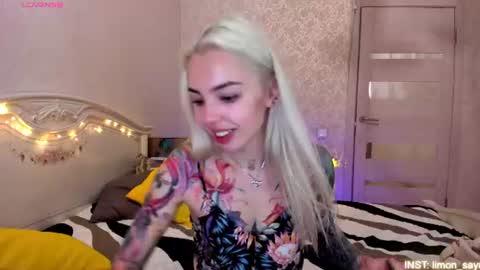 LilliMoore online show from June 29, 2026, 4:08 am