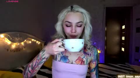 LilliMoore online show from July 1, 2026, 11:04 pm