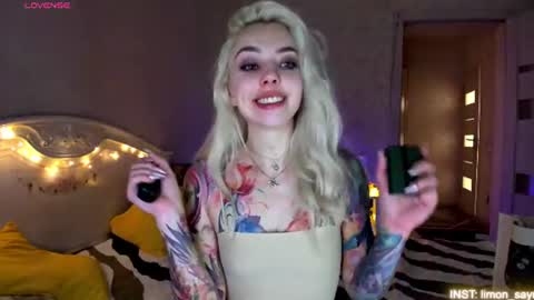 LilliMoore online show from July 2, 2026, 11:22 pm