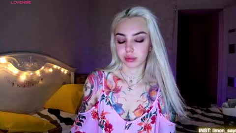 LilliMoore online show from July 7, 2026, 10:58 pm