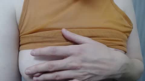 Snapshot of lillkit chatting on December 9, 2024, 11:03 pm Lilu online show from December 9, 2024, 11:03 pm