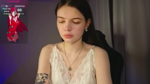 Lilia online show from April 5, 2026, 7:33 pm