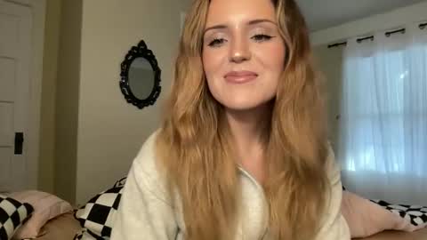 Snapshot of lilly_adams88 chatting on June 8, 2026, 11:16 pm lilly_adams88 online show from June 8, 2026, 11:16 pm