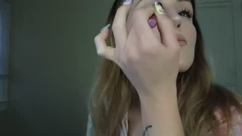 Snapshot of lilly_adams88 chatting on June 14, 2026, 1:03 am lilly_adams88 online show from June 14, 2026, 1:03 am