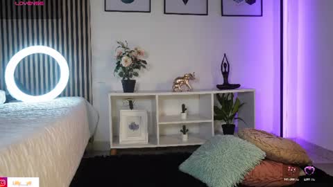 Sofia online show from July 9, 2026, 1:37 pm