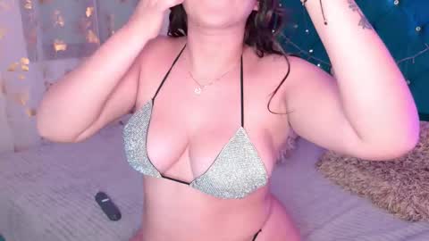 Snapshot of lilly_peach22 chatting on September 14, 2025, 4:22 am Lilly Peach online show from September 14, 2025, 4:22 am