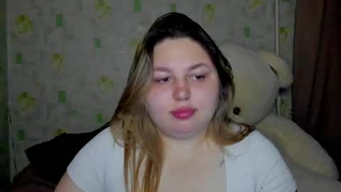 lillyhaigh online show from May 19, 2026, 7:09 pm