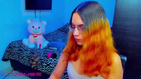 Lilly3 online show from April 4, 2026, 3:05 am