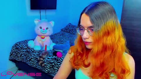 Lilly3 online show from April 6, 2026, 3:15 am