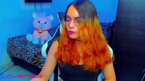 Lilly3 online show from April 9, 2026, 6:19 am