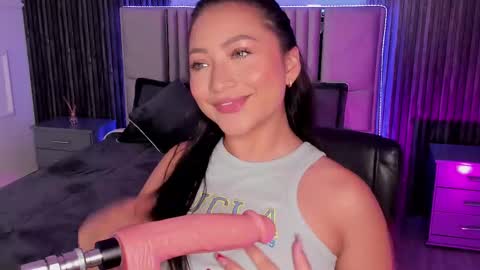 Lilly Ortiz online show from February 12, 2025, 7:45 pm