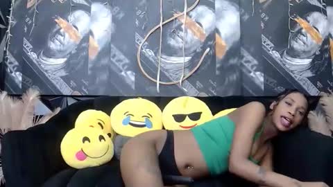 lilmissbaddiexxx online show from February 23, 2026, 6:27 pm