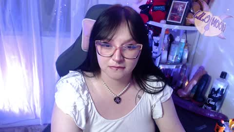 Lilo  online show from February 8, 2025, 4:03 am