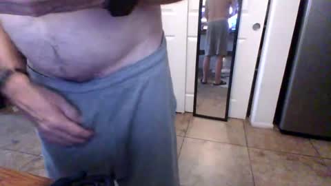 Snapshot of lilpackage69 chatting on July 15, 2026, 7:08 pm lilpackage69 online show from July 15, 2026, 7:08 pm