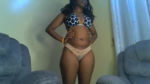 Snapshot of lilpretty16 chatting on June 7, 2026, 4:00 pm lilpretty16 online show from June 7, 2026, 4:00 pm