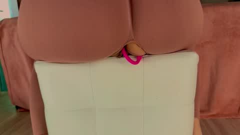 Snapshot of lilraif chatting on November 3, 2025, 5:31 am Lil online show from November 3, 2025, 5:31 am